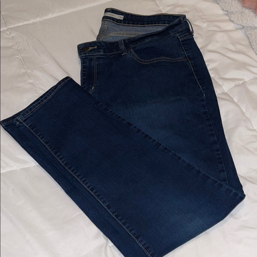 Levi jeans